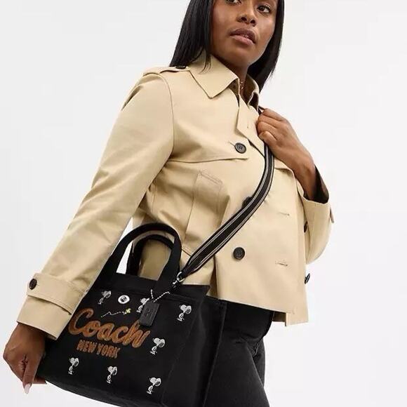 NWT Coach X Peanuts Cargo Tote Bag With Snoopy Print BLACK CBH54 - Picture 10 of 12